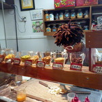 牛小屋のアイス - やっちゃんが製作開始♪