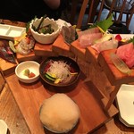 博多炉端 魚男 - お刺身盛り合わせ