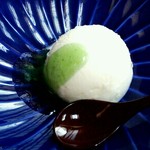 笹乃雪 - 豆腐アイス
