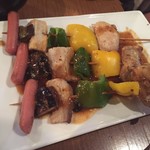 ～天空の街～ 新宿アジア横丁 - BBQ（串焼きのタレかけ）