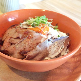 キッチン モアナイナ_2