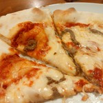 アルバトロス - アンチョビピザ１２インチ。