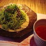 nuun - ほうれん草のざる麺アジアンスープ