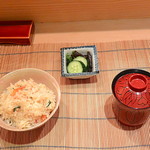 日本料理 百屋 - トマトご飯・汁物・香の物