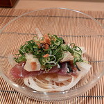 日本料理 百屋 - 豚バラソテーと鰹のタタキ