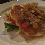 Mona Lisa Cafe - チキンゴルドンブルー(おすすめです)