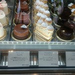 パティスリー アクイユ - 定番から個性派まで、上品でセンス抜群のケーキがズラリその6