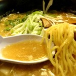 みたび - みたびラーメン味噌【麺&スープ】