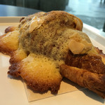 ザ マンダリン オリエンタル グルメショップ - アーモンドクロワッサン 2015/12/11