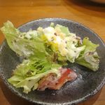 ほーみー - ボリューミーかつ、シャキシャキとした野菜、チーズの風味がしっかり効いたドレッシングが美味しく、さくっと完食しました。