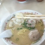 福龍軒 - ワンタンつるり