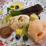 ドゥ・ラパン - 通常のデザート お誕生のメッセージつき