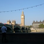 Pret A Manger - テラス席から見たビッグベンとテームズ