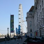 Pret A Manger - テラス席から見たロンドンアイ