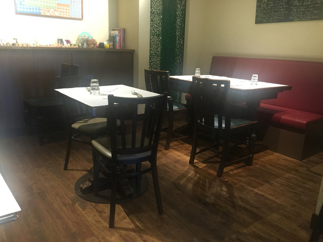 La Petit Scene photo 4