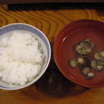 みなとや旅館 - ご飯としじみ汁