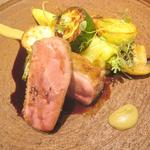 ラチュレ - 鴨胸肉のロースト　赤ワインソース