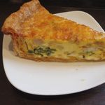 breadworks - カレーとカリフラワーのキッシュ
      