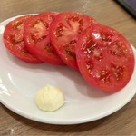 Toriyoshi Shouten - 冷しトマト（349円）