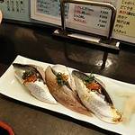 Iwashi Bune - いわしのにぎり寿司　　これがめちゃ美味い