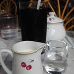 コーヒーレストラン ドルフ - 砂糖、ミルク、ガムシュ