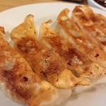 万豚記 - 中焼餃子