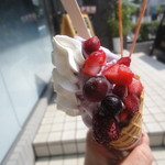 ソフトクリーム畑&チル アウト - ブルーベリーベリー
