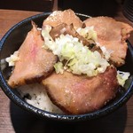 （肉）並商 - イベリコ丼；３００円