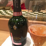 ロゼシャンパンでスタート（2016／08）
          