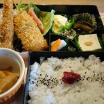 かなざわ - おたのしみ弁当 味噌汁・コーヒー付き  ￥1080