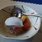 ティエン・コム・ベトナム - フルーツとタピオカもちのチェー。