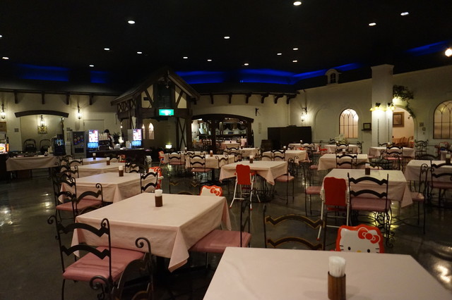 サンリオピューロランド キティショーを観ながら バイキングランチ By えみりんぺろ 館のレストラン 小田急多摩センター バイキング 食べログ