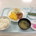 波止場食堂 - スクランブルエッグ定食