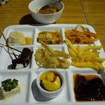 ビュッフェレストランARK - さつまいもとえのきの天ぷら