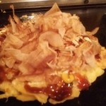 Okonomiyaki Teppanyaki Daruma - ほうれん草ベーコンチーズ天(ベーコン抜き)クリームチーズ・コーン入り