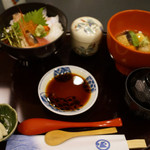 加賀屋 - 海鮮丼（１５５０円）+治部煮（５００円）