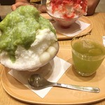 あおざしからり茶屋 - ずんだをセレクト（＾Ｏ＾）
初めてのずんだやったけど、意外と甘くて食べやすかった！！！