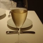 シャンパンで乾杯