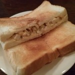 ホワイトラベル - 今日の玉子サンドはツナ入り〜♪