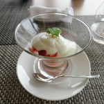 フラテッロ・ディ・ミクニ - 朝食ヨーグルト。