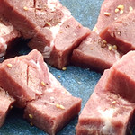 Thick-sliced pork tongue with salt