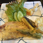 鮮菜家 - 天ぷらのアップ