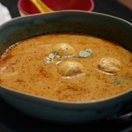 Issaya Siamese Club - 