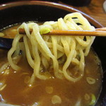 麺屋いちびり - 麺とつけ汁の絡み