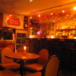 ドールドレス - 店内はアンティークな家具があり隠れ家ＢＡＲとして、ゆったりと過ごしていただけます。