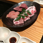 温宿　三河屋 - 肉三種