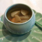 四川豆花飯荘 - 滋養蒸しスープ