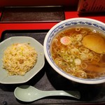 珍来 - ラーメンセット