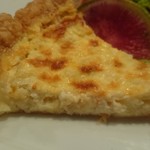 シエル ブルー - オーブンで温め直してくれるサクサクのキッシュは、ズワイガニ入り？でボリュームもすごい！