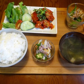 ネスト カフェ&スウィート_0